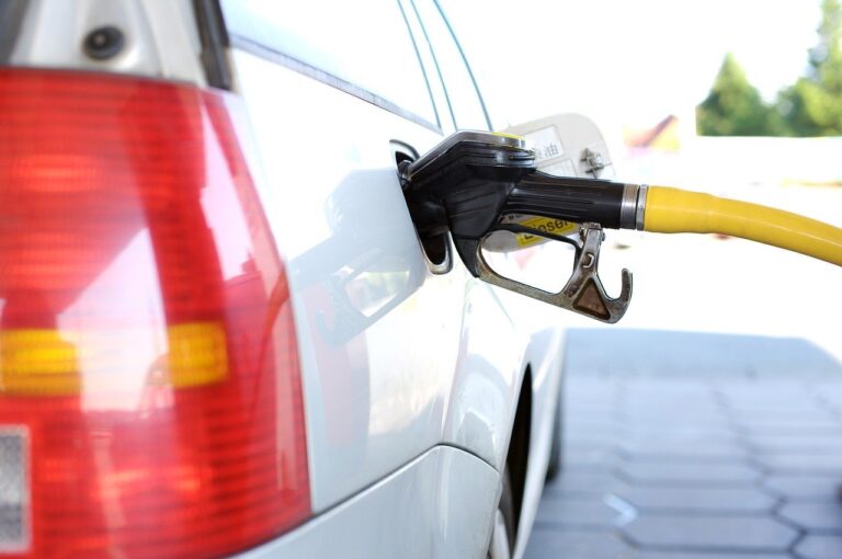 refuel 2157211 1280 768x510